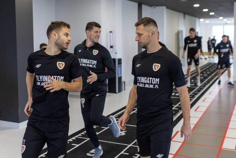 Football. Piast Gliwice. Training. 04.12.2022