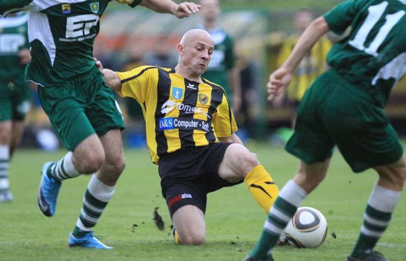 Football. Bytom I liga. Ruch Radzionkow - GKS Katowice. 19.09.2010