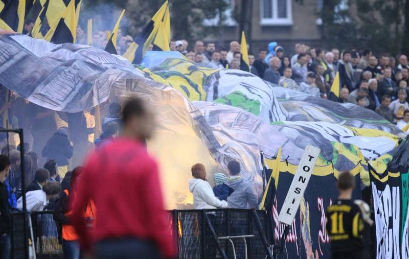 Football. Bytom I liga. Ruch Radzionkow - GKS Katowice. 19.09.2010