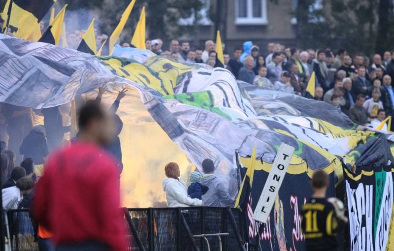Football. Bytom I liga. Ruch Radzionkow - GKS Katowice. 19.09.2010