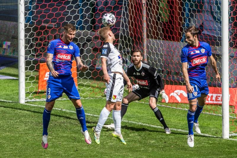 Football. PKO BP Ekstraklasa. Piast Gliwice - Jagiellonia Bialystok. 12.07.2020