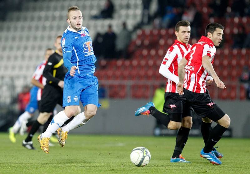 Football. T-Mobile Ekstraklasa. Cracovia Krakow - Lech Poznan. 25.11.2013