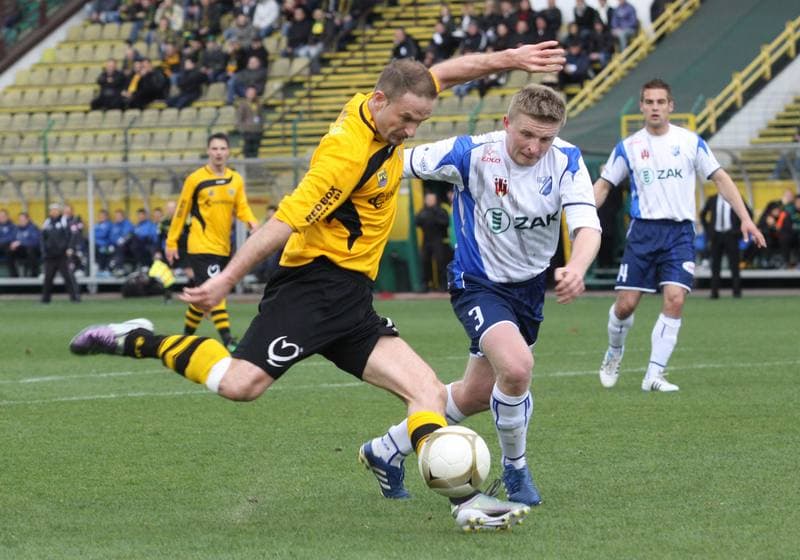 Football. I Liga. GKS Katowice - MKS Kluczbork. 10.04.2011