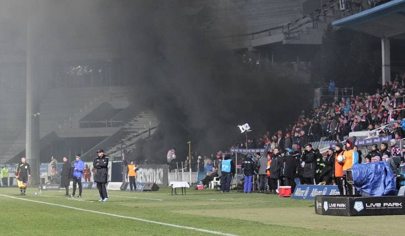 Football. T-Mobile Ekstraklasa. Gornik Zabrze - Widzew Lodz. 03.12.2013