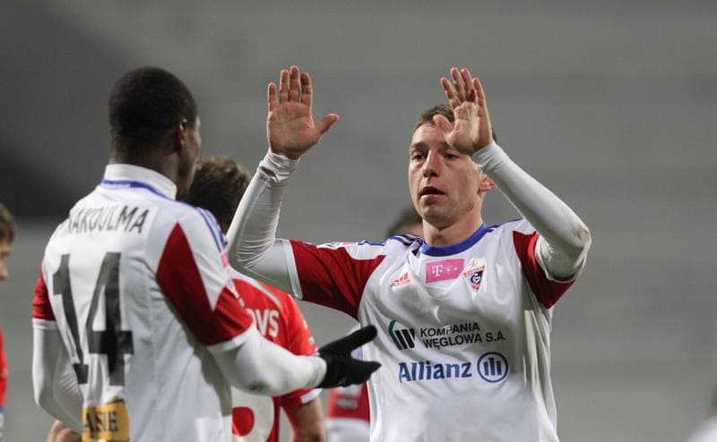 Football. T-Mobile Ekstraklasa. Gornik Zabrze - Widzew Lodz. 03.12.2013