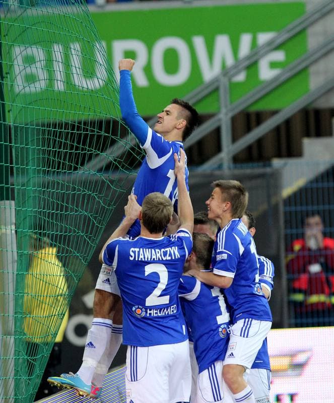 Football. PKO BP Ekstraklasa. Piast Gliwice - Ruch Chorzow. 27.11.2015