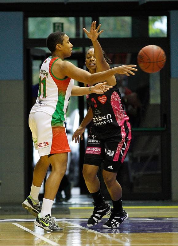 Basketball. Tauron Basket Liga Kobiet. JAS FBG Zaglebie Sosnowiec - Artego Bydgoszcz. 27.09.2015