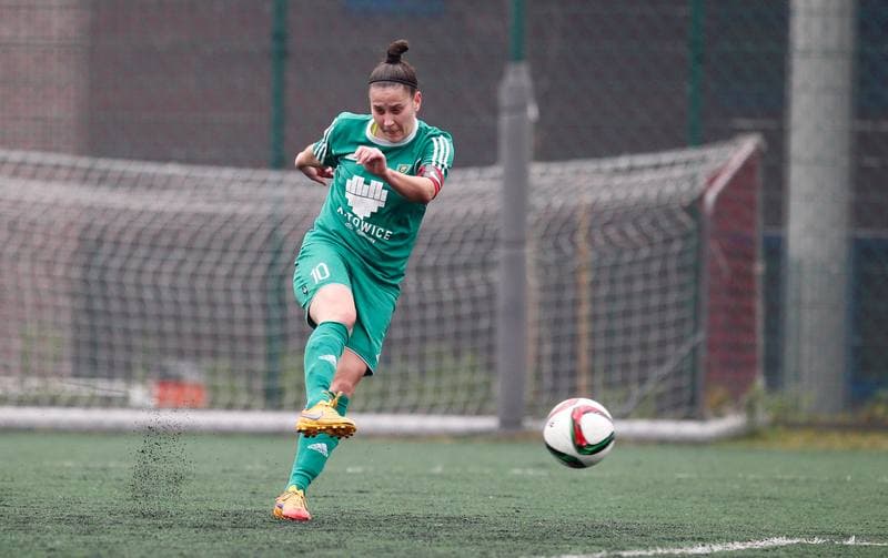 Football. III Liga Slaska Kobiet. GKS Katowice - Czarnie II Sosnowiec. 07.11.2015