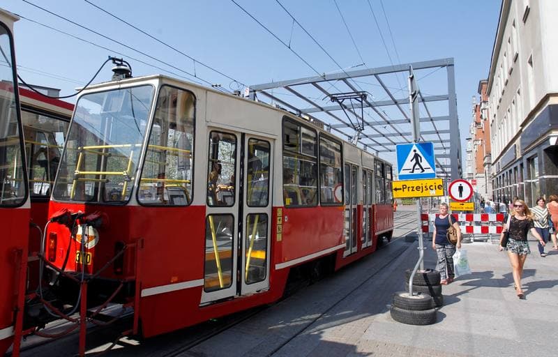 Construction of a New Bus Shelter at the Market in Katowice. 31.08.2015