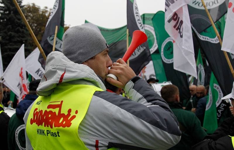 Manifestacja przed KWK Pokoj. Ruda Slaska. 13.10.2015