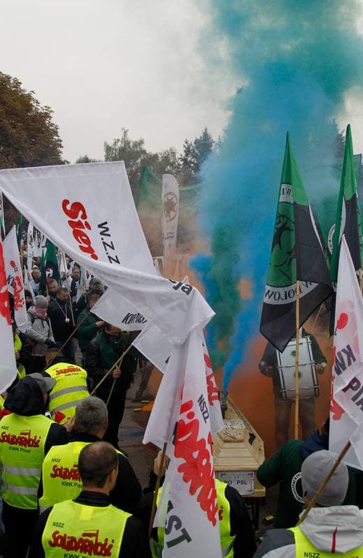Manifestacja przed KWK Pokoj. Ruda Slaska. 13.10.2015