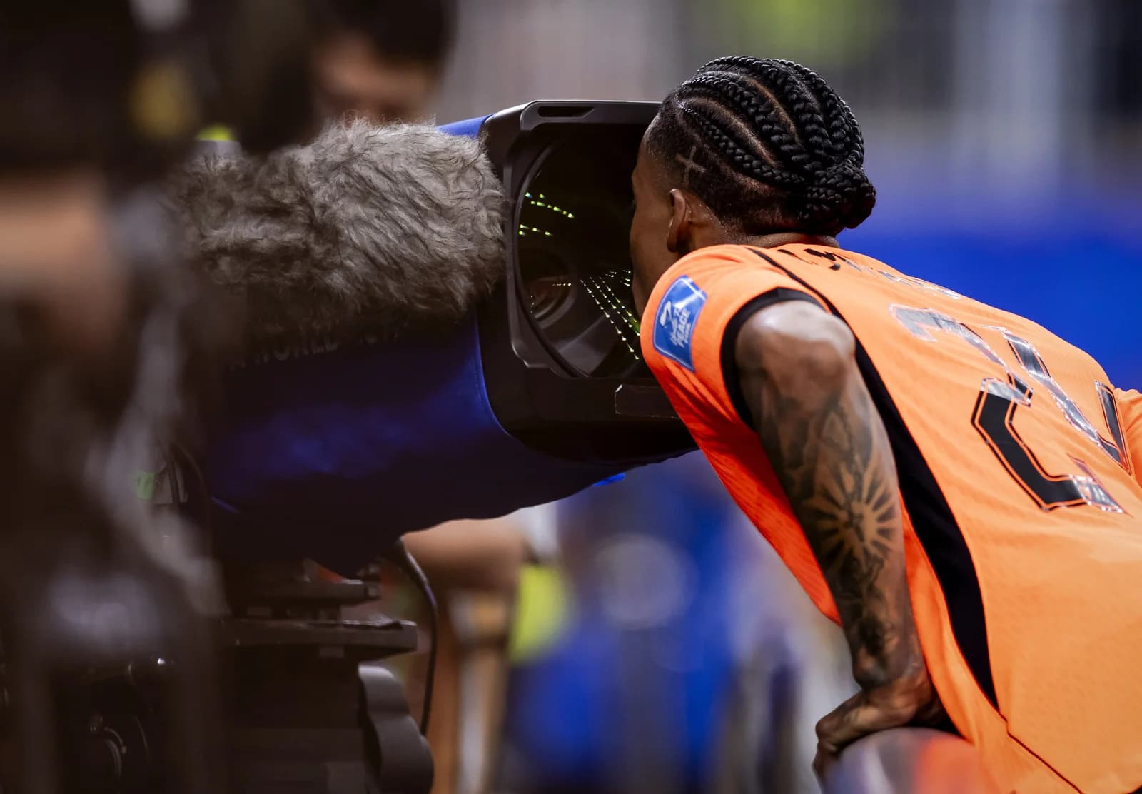Jaki sprzęt dla początkującego fotografa sportowego? Praktyczny przewodnik 2026